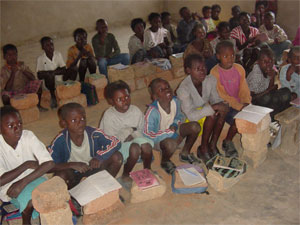 Primary schools in Zambia will study the Scriptures in English if given the opportunity.